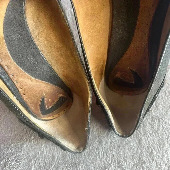 Donald J. Pliner Sport-I-Que Beatrice Muted Black Studded High Heel Pump Shoes - Picture 8 of 16